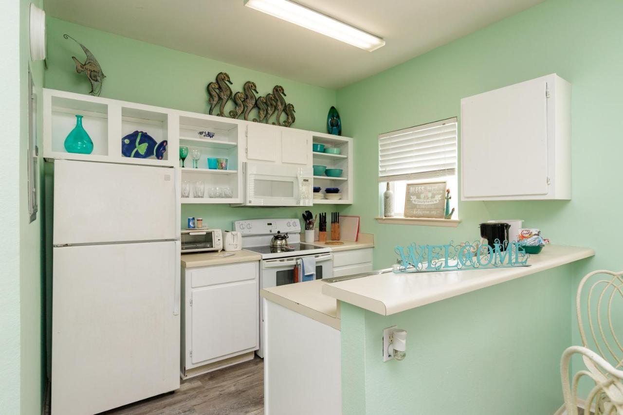 كوربوس كريستي Affordable Family Condo -Walking Distance To Beach By Mustang Island, Sleeps Four, 2025 Traveler Award المظهر الخارجي الصورة